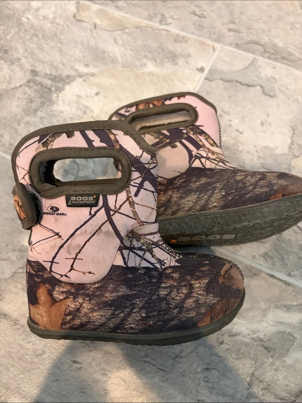 Bogs Kids Pink & Brown Mossy Oak Pull-On Waterproof Boots